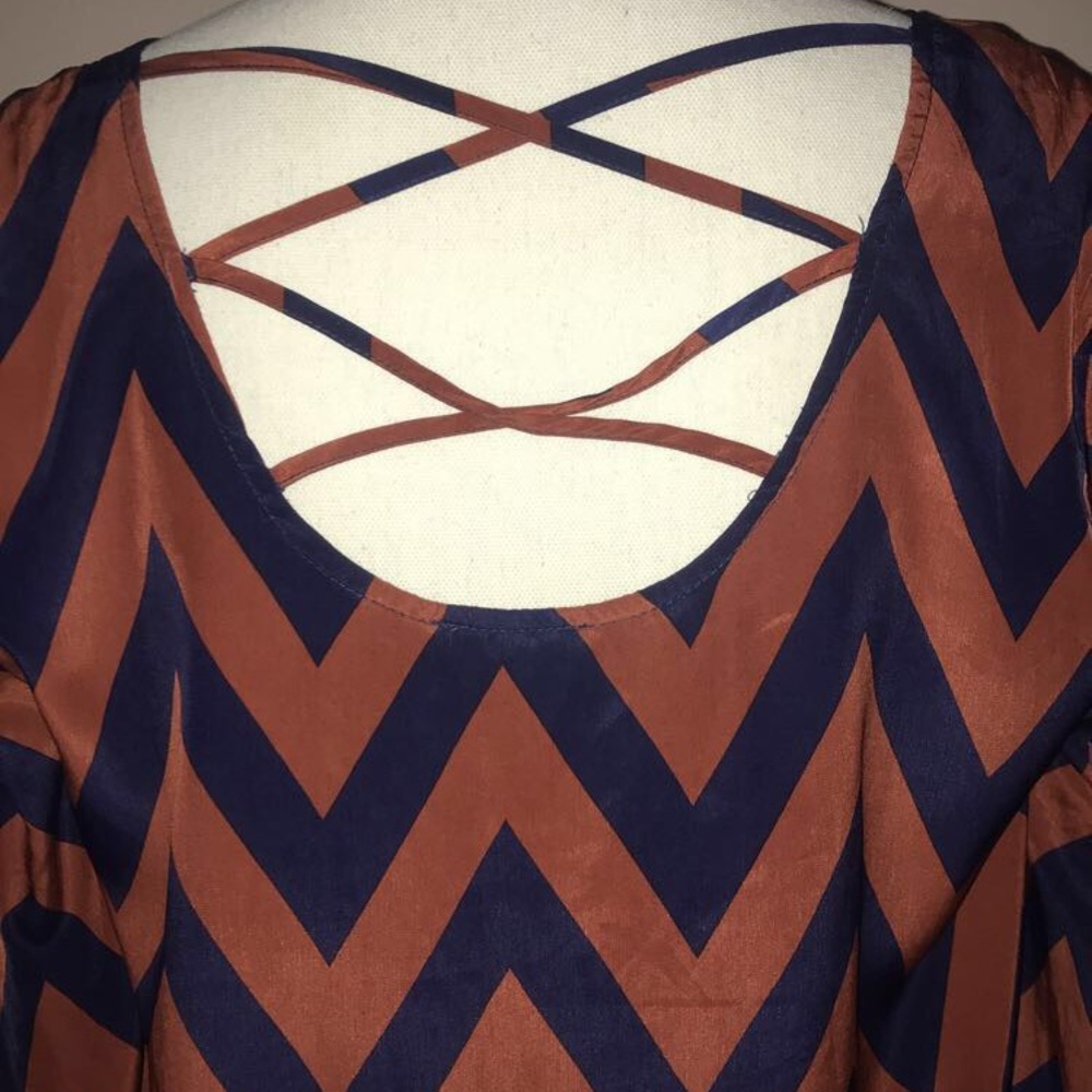 Chevron Dress 〰️ - Picture 5 of 6